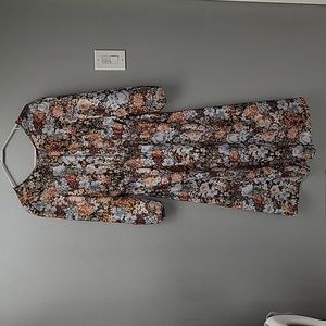 Floral dress, beautiful. Sz S